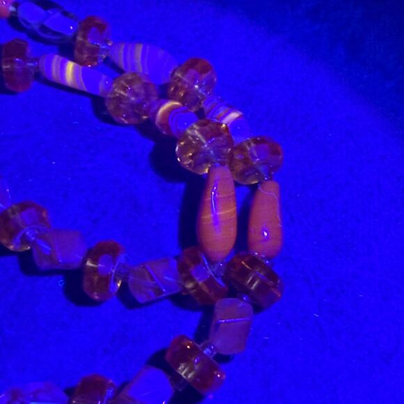 Orange Givre Swirl Glass Vintage Beaded Crystal Gold-tone Necklace UV GLOW - Picture 13 of 13